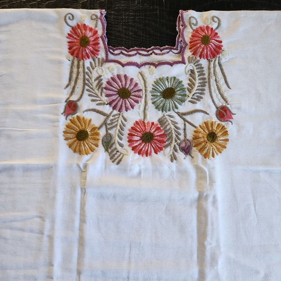 Handmade Embroidered Floral White Top - Picture 2 of 7